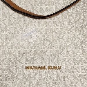 Michael Kors Newbury tote
